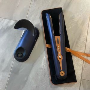 Dyson flat iron